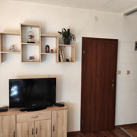 Byt V Centre Mesta Snina Zewnętrze zdjęcie