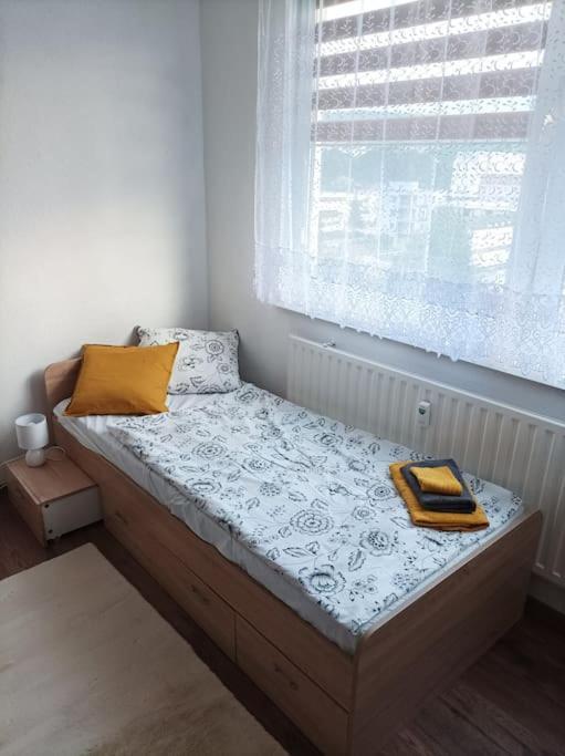 Byt V Centre Mesta Snina Zewnętrze zdjęcie